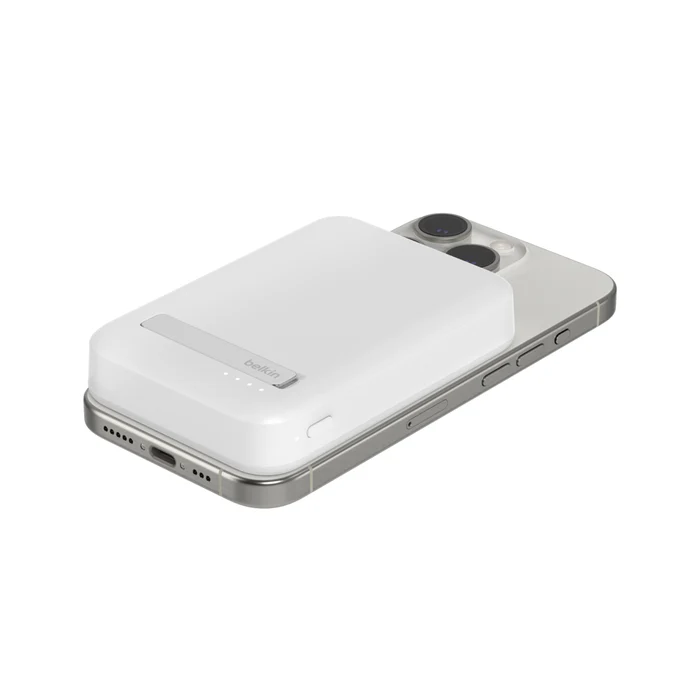EOL Belkin BoostCharge | Magnetische draadloze 8.000mAh-powerbank met Qi2 + standaard - Wit - Image 3